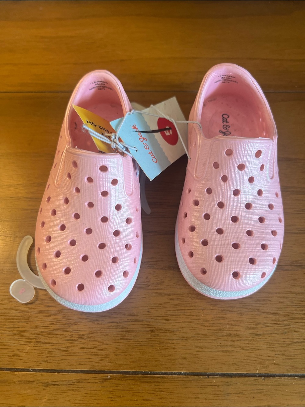 Cat & Jack Kids' Pink Slip‑On Water Shoes- size 5